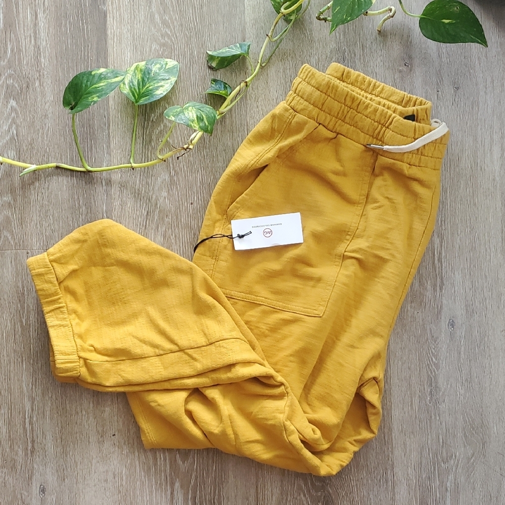 AG Adriano Goldschmied Rich Mustard 100% Cotton Joggers, Size LG